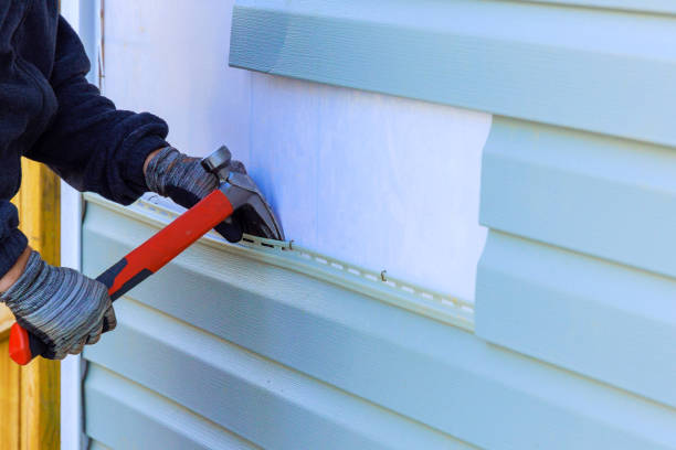Reliable Vinyl Siding contractor in Riverside, CT by Squared Siding
