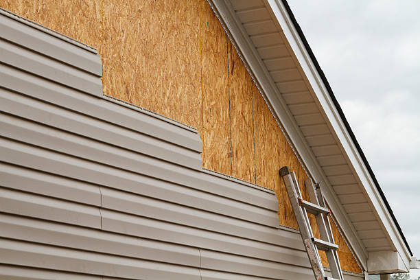 24/7 Emergency Vinyl Siding experts in Riverside, CT